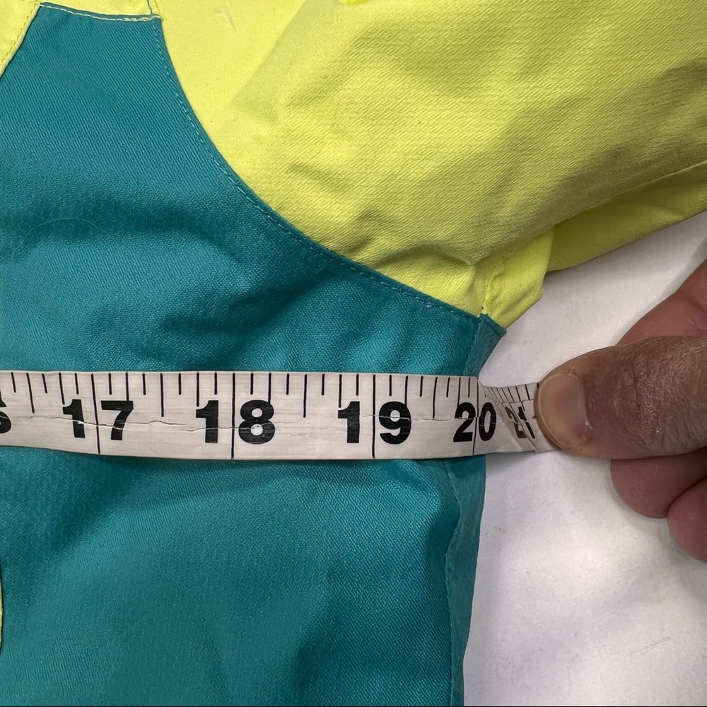 REI JACKET Girls size XL Green Yellow Color Hooded Rn 37249 A050222 - Picture 7 of 7